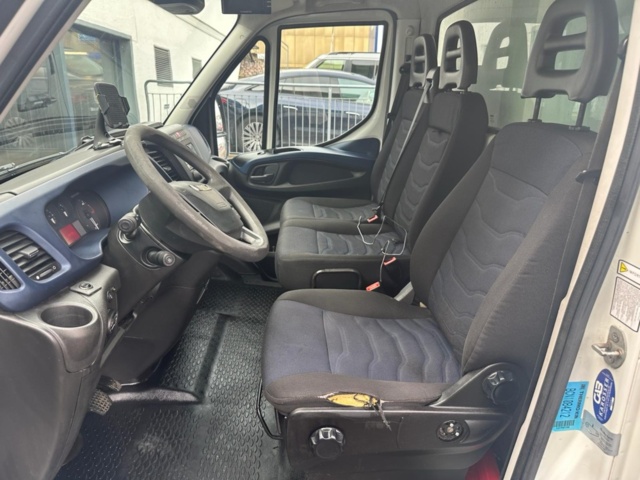 953388-17 Iveco Daily 35-160 Refrigerated van 2.3 JTD Hi-Matic, 156hp, 2018