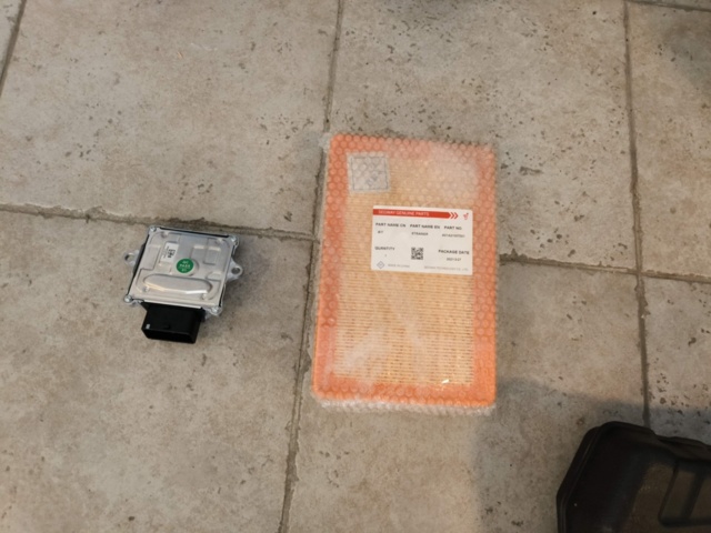 1129067-21 Packing box, Front bar & Trim box - Segway Snarler