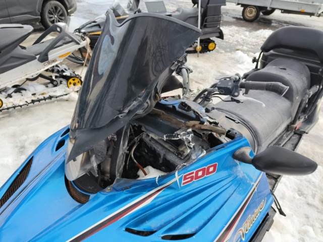 1129076-10 Snowmobile Yamaha VT 500 8CY -1997 Repair object