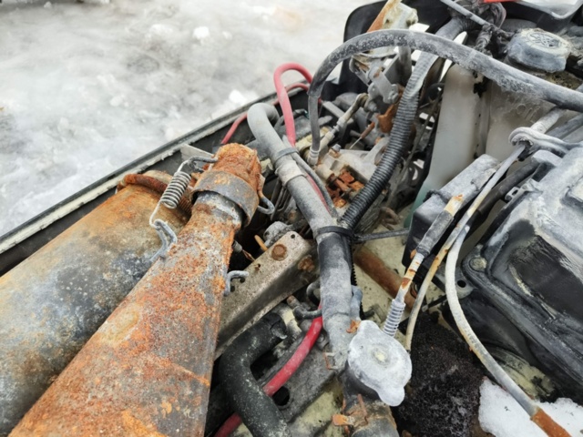 1129076-17 Snowmobile Yamaha VT 500 8CY -1997 Repair object