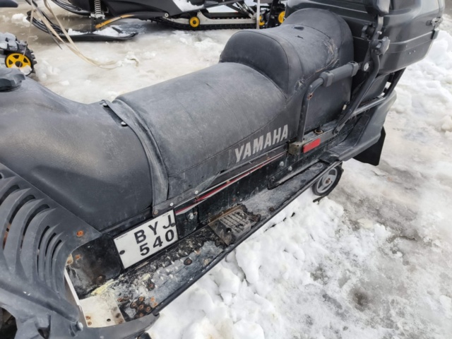 1129076-20 Snowmobile Yamaha VT 500 8CY -1997 Repair object