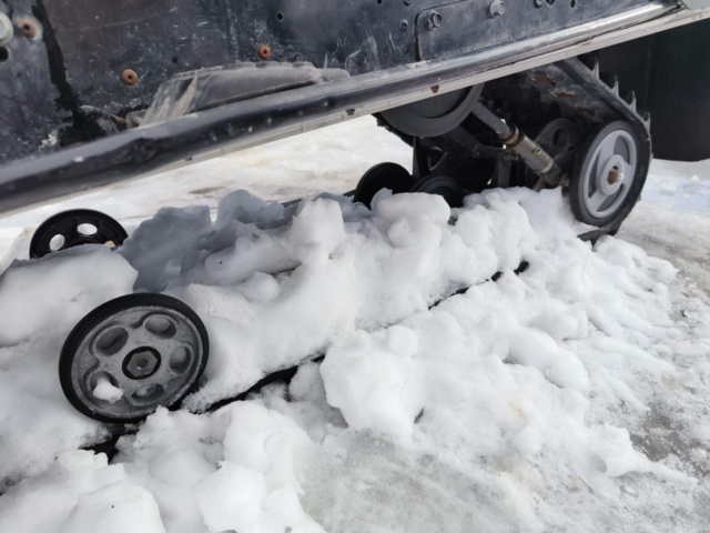 1129076-30 Snowmobile Yamaha VT 500 8CY -1997 Repair object