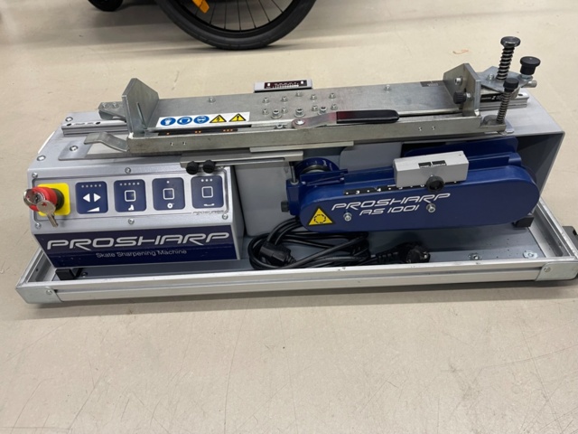 1149137-1 Skate grinder incl vacuum cleaner Prosharp AS 1001