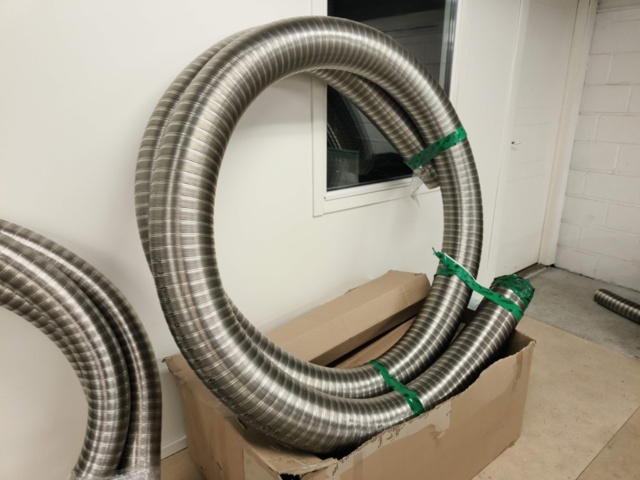 1129144-4 Lot of Stainless Flex Hoses for Chimneys