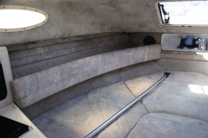 1188296-39 Searay Express Cruiser 250EC, 1994