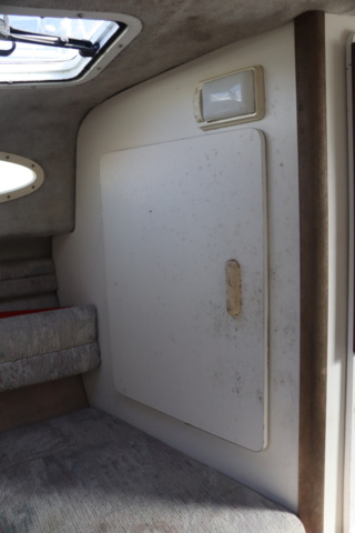 1188296-44 Searay Express Cruiser 250EC, 1994