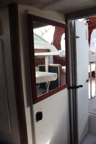 1188296-46 Searay Express Cruiser 250EC, 1994