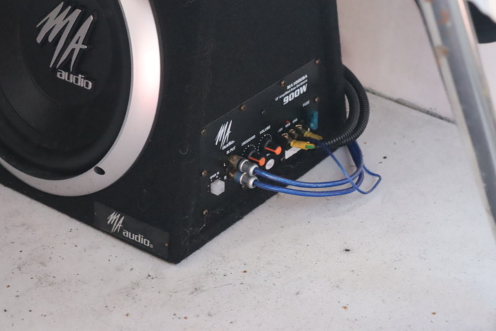 1188296-67 Searay Express Cruiser 250EC, 1994