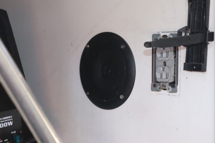 1188296-68 Searay Express Cruiser 250EC, 1994