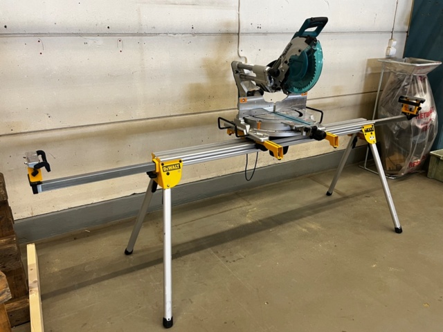1145327-5 Miter saw on stand, Makita LS1019L on DeWalt stand