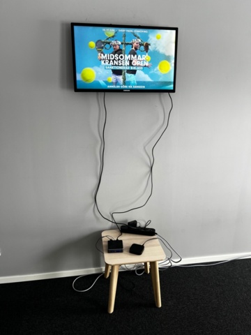 1188421-1 Compact PC, Intel Box Nuc 7i3BNK and 32" screen, Samsung as well