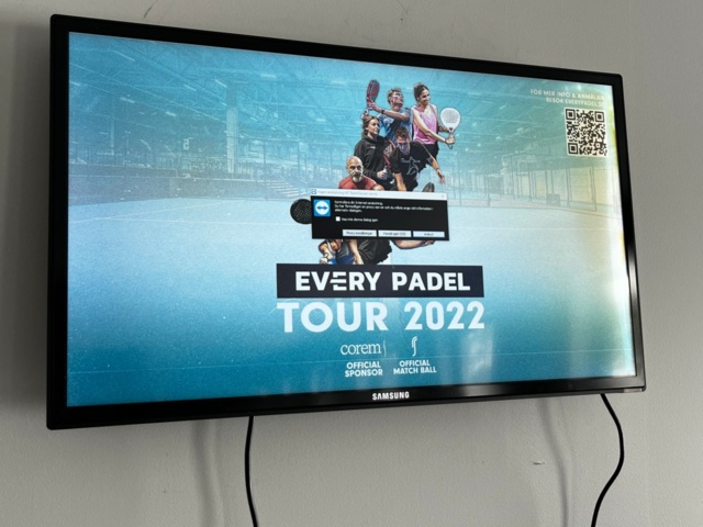 1188421-8 Compact PC, Intel Box Nuc 7i3BNK and 32" screen, Samsung as well