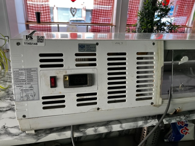 1145148-5 Display/sushi fridge