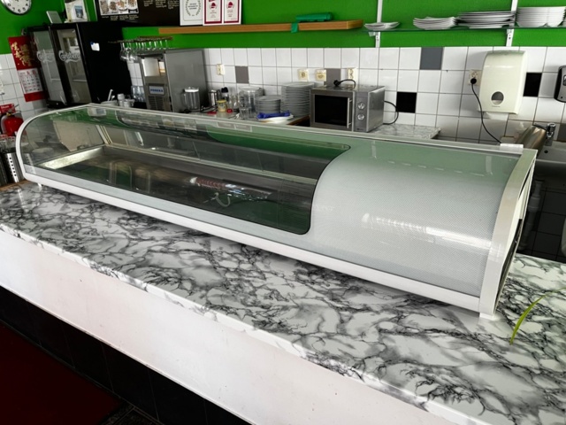 1145148-1 Display/sushi fridge