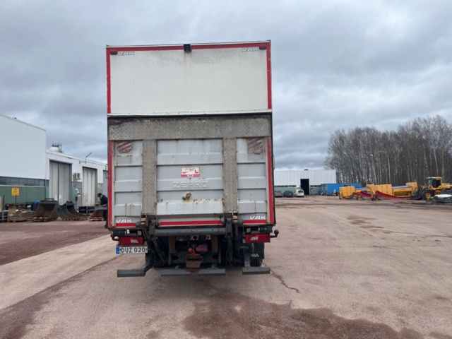 1069769-5 Scania P400 6x2 12.7 Automatic, 400hp, 2013