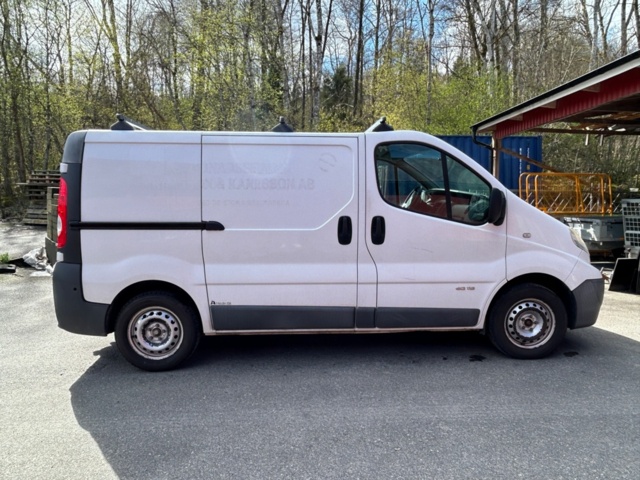 1144237-6 Nissan Primastar 2.0 dCi Manual, 114hp, 2010