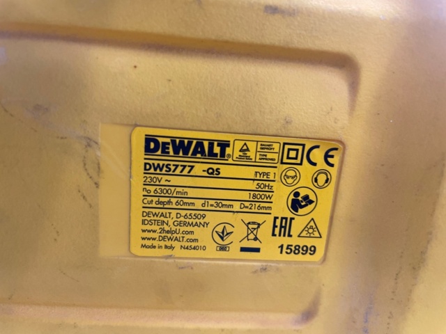 1151125-2 Miter Saw - DeWalt DWS777
