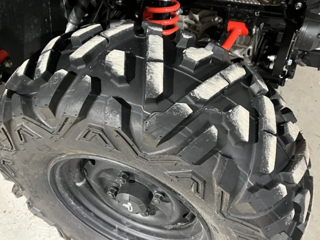 1189112-14 ATV Segway 600 Snarler 4x4 AT6S 2022 (172km)