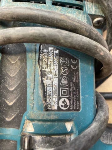 1151177-2 6 Makita electric/battery tools