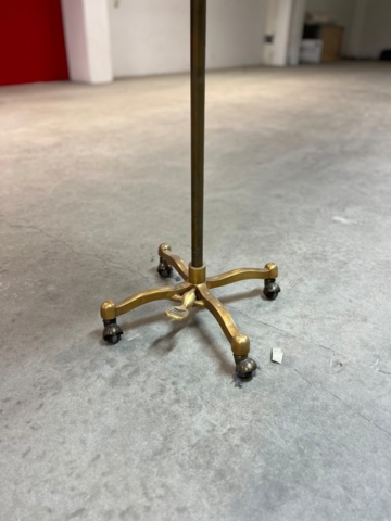 1189166-3 Mannequin on wheels