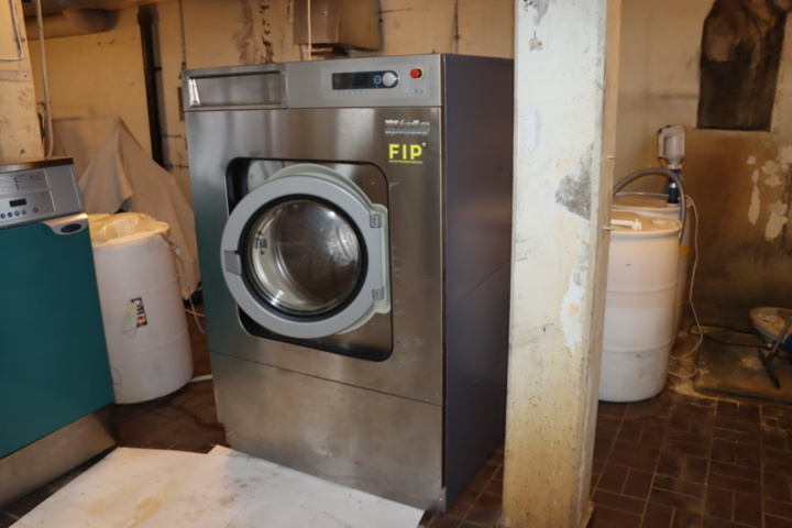 1189406-26 Miele PW6321 Pretreatment washing machine with power converter