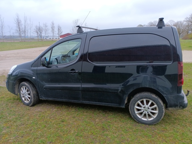 1009616-2 Peugeot Partner Van Increased Payload 1.6 BlueHDi EGS, 99hp, 2016