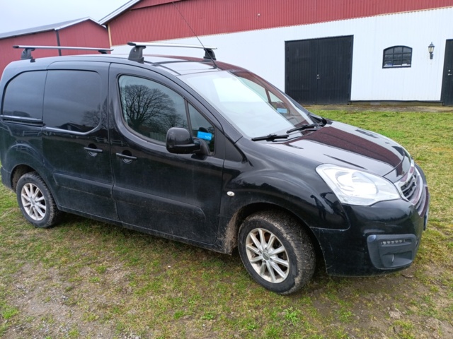 1009616-5 Peugeot Partner Van Increased Payload 1.6 BlueHDi EGS, 99hp, 2016