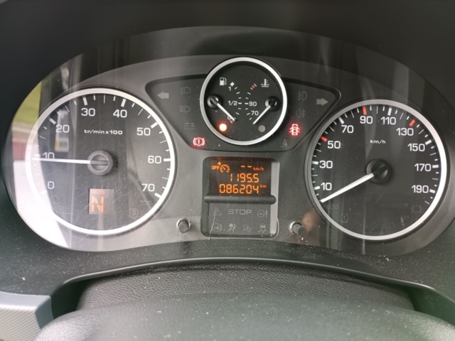 1009616-8 Peugeot Partner Van Increased Payload 1.6 BlueHDi EGS, 99hp, 2016