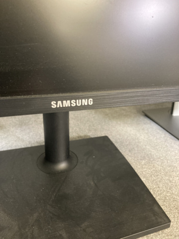 1055174-7 Lot of Computer Monitors/Monitor Dell, Benq, Samsung