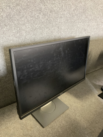 1055174-9 Lot of Computer Monitors/Monitor Dell, Benq, Samsung