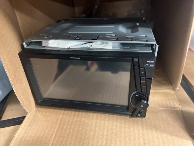 1177498-16 Warehouse with car parts and accessories 9 sections shelf