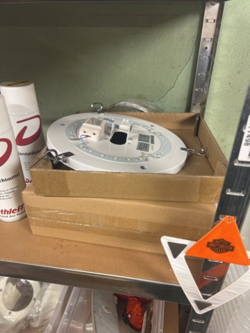 1177498-62 Warehouse with car parts and accessories 9 sections shelf