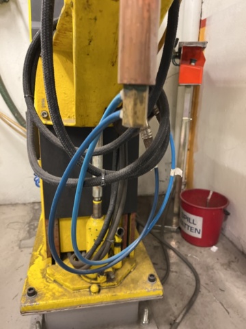 1190069-2 Press/Spot welder TECNA 8208 With water cooling