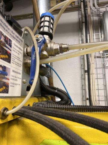 1190069-24 Press/Spot welder TECNA 8208 With water cooling