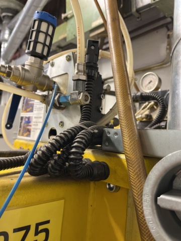 1190069-28 Press/Spot welder TECNA 8208 With water cooling