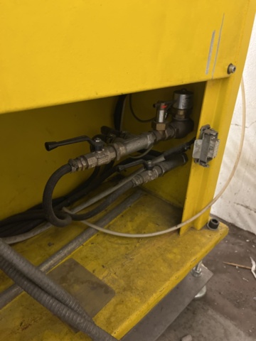 1190069-29 Press/Spot welder TECNA 8208 With water cooling