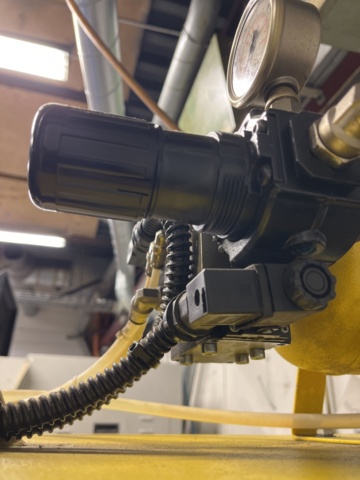 1190069-45 Press/Spot welder TECNA 8208 With water cooling