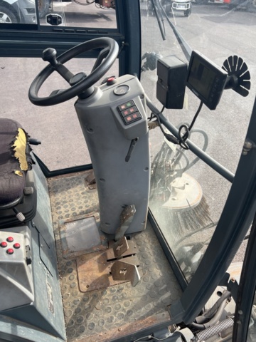 1177511-17 Sweeper - Hako Citymaster 1200 - 2006