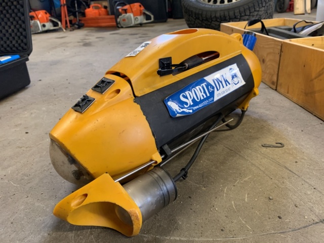 1068201-8 Underwater drone underwater robot Seagoo Worker incl. travel parts machine and accessories