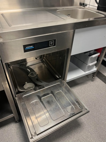 1028324-2 Dishwasher Winterhalter UC-L, 2020