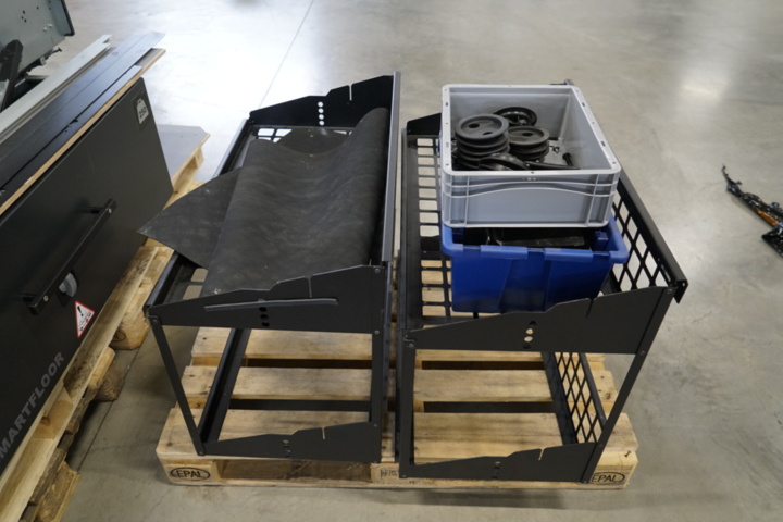 1031021-3 2 Loyds smartfloor for VW Transporter