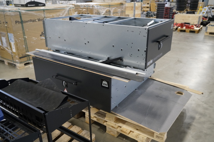 1031021-6 2 Loyds smartfloor for VW Transporter