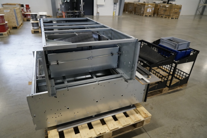 1031021-10 2 Loyds smartfloor for VW Transporter