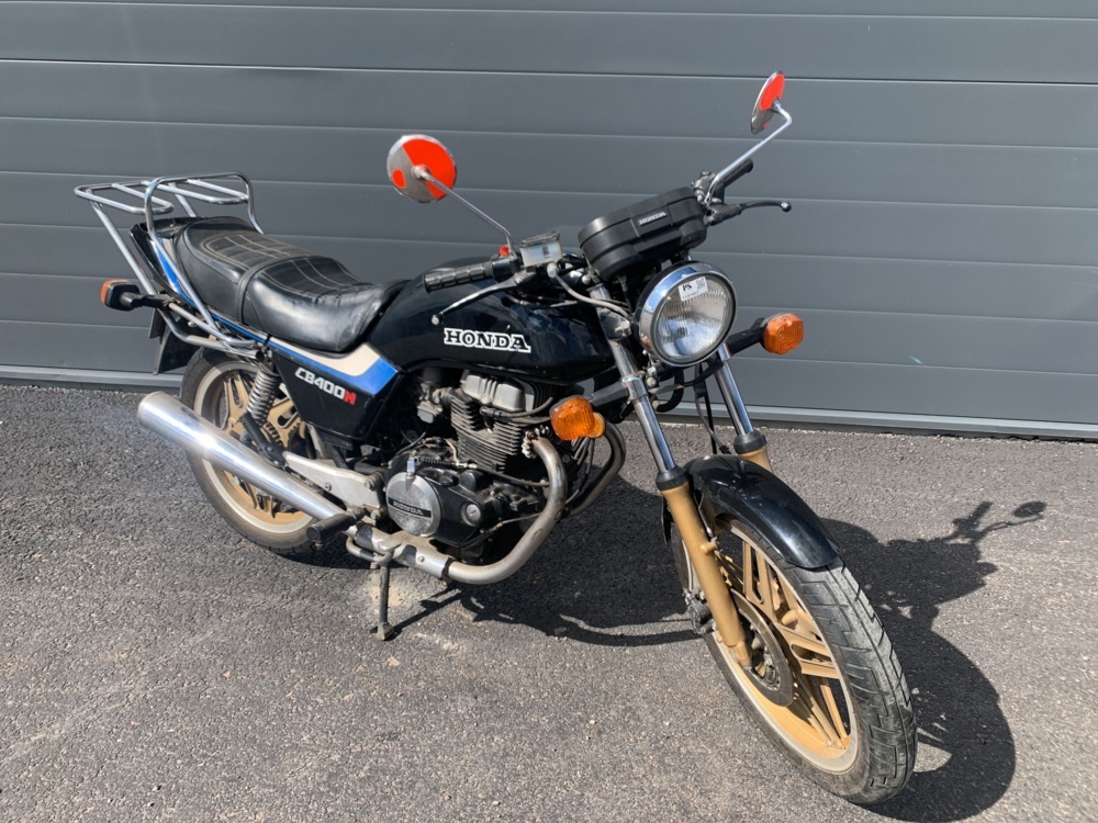 Honda CB400N - 82