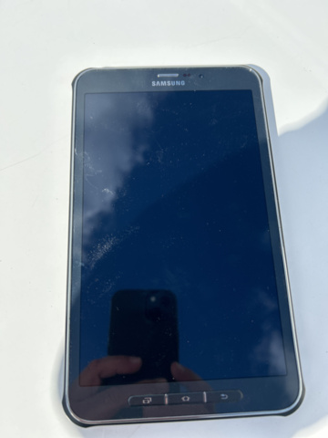 1162093-2 Tablet Samsung incl. charger