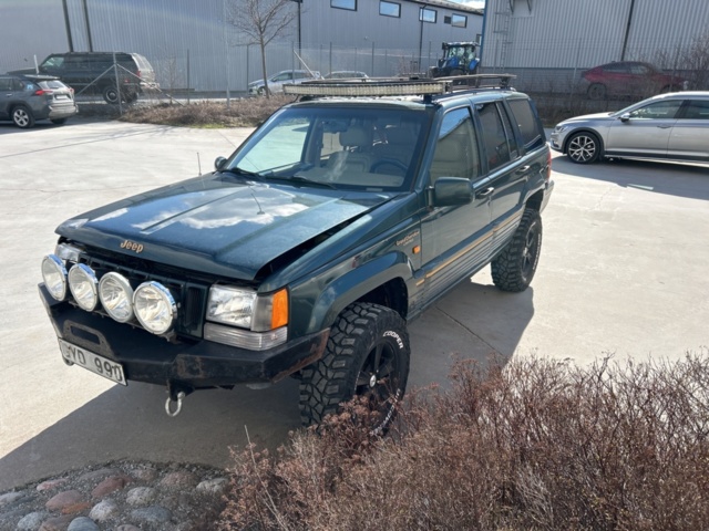 1162097-1 Jeep Grand Cherokee 5.2 V8 4WD Automatic, 215hp, 1994