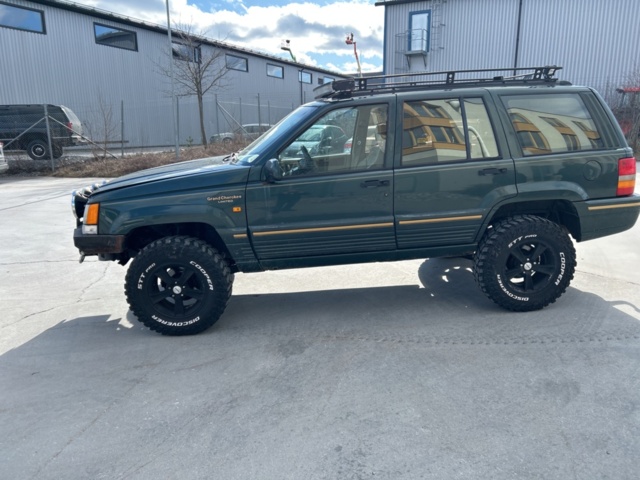 1162097-36 Jeep Grand Cherokee 5.2 V8 4WD Automatic, 215hp, 1994