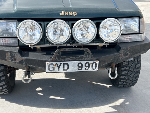 1162097-44 Jeep Grand Cherokee 5.2 V8 4WD Automatic, 215hp, 1994
