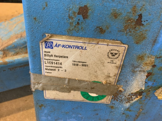 1134522-6 2-post lift Hofmann 2500kg