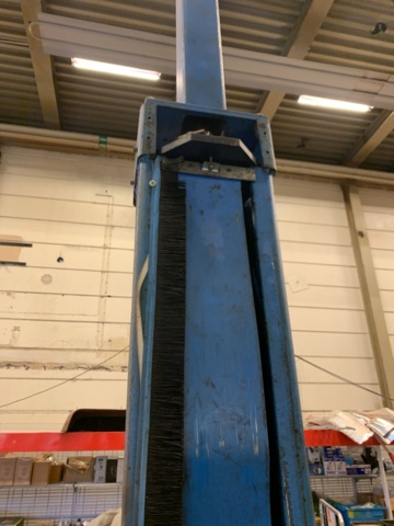 1134522-14 2-post lift Hofmann 2500kg